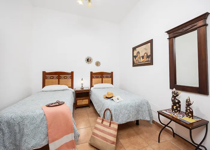 Sol Y Mar Yaiza (Lanzarote)